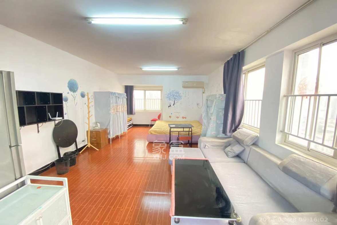 巧克力空间（建鸿达现代大厦）  1室1厅1卫   1600.00元/月室内图1