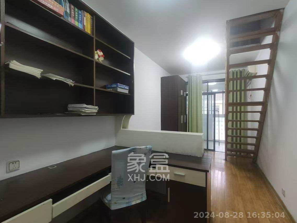 万煦园  3室2厅2卫   2200.00元/月室内图