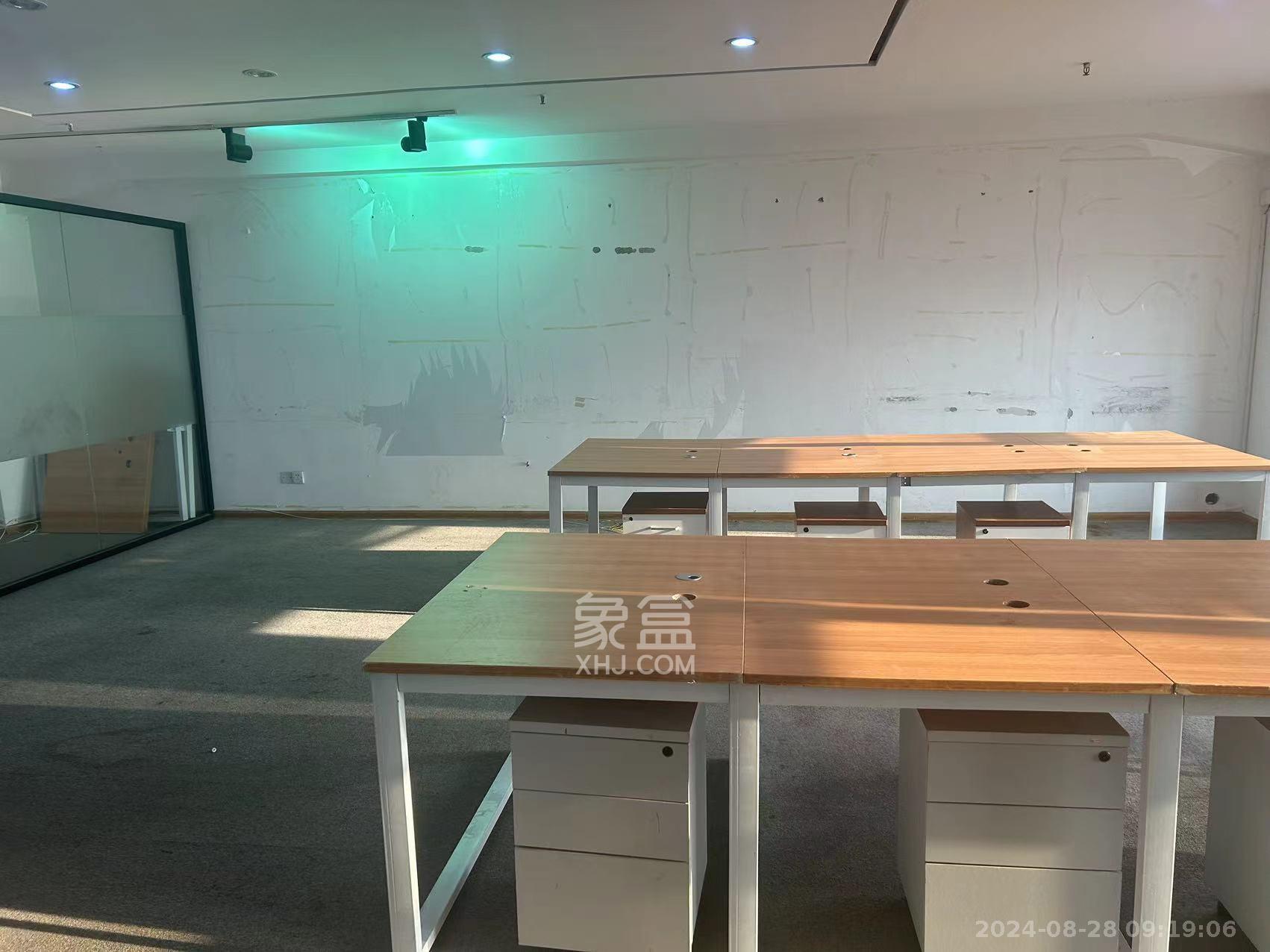 万象新天   121.53㎡      3000.0元/月室内图