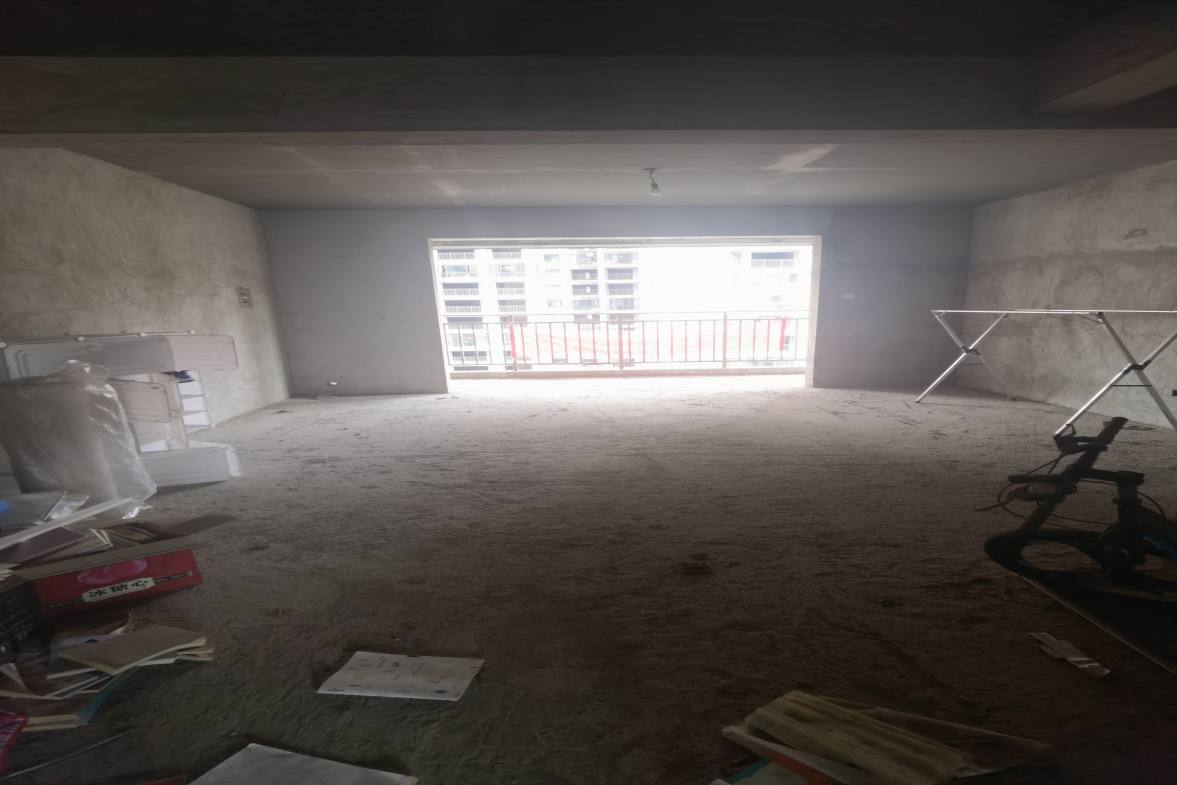 南苑上和一期  4室2厅2卫    82.8万室内图1