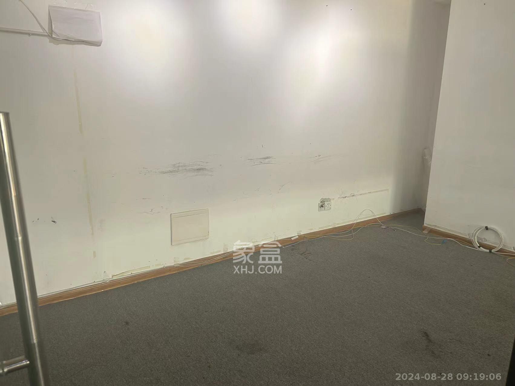 万象新天   121.53㎡      3000.0元/月室内图