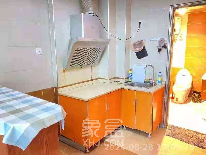 融圣国际  1室1厅1卫   2000.00元/月室内图