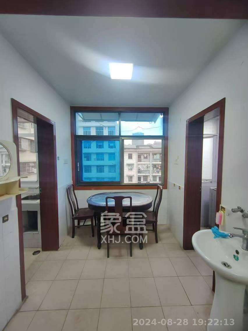 浏正街、东庆街散盘  2室1厅1卫    2300.0元/月室内图