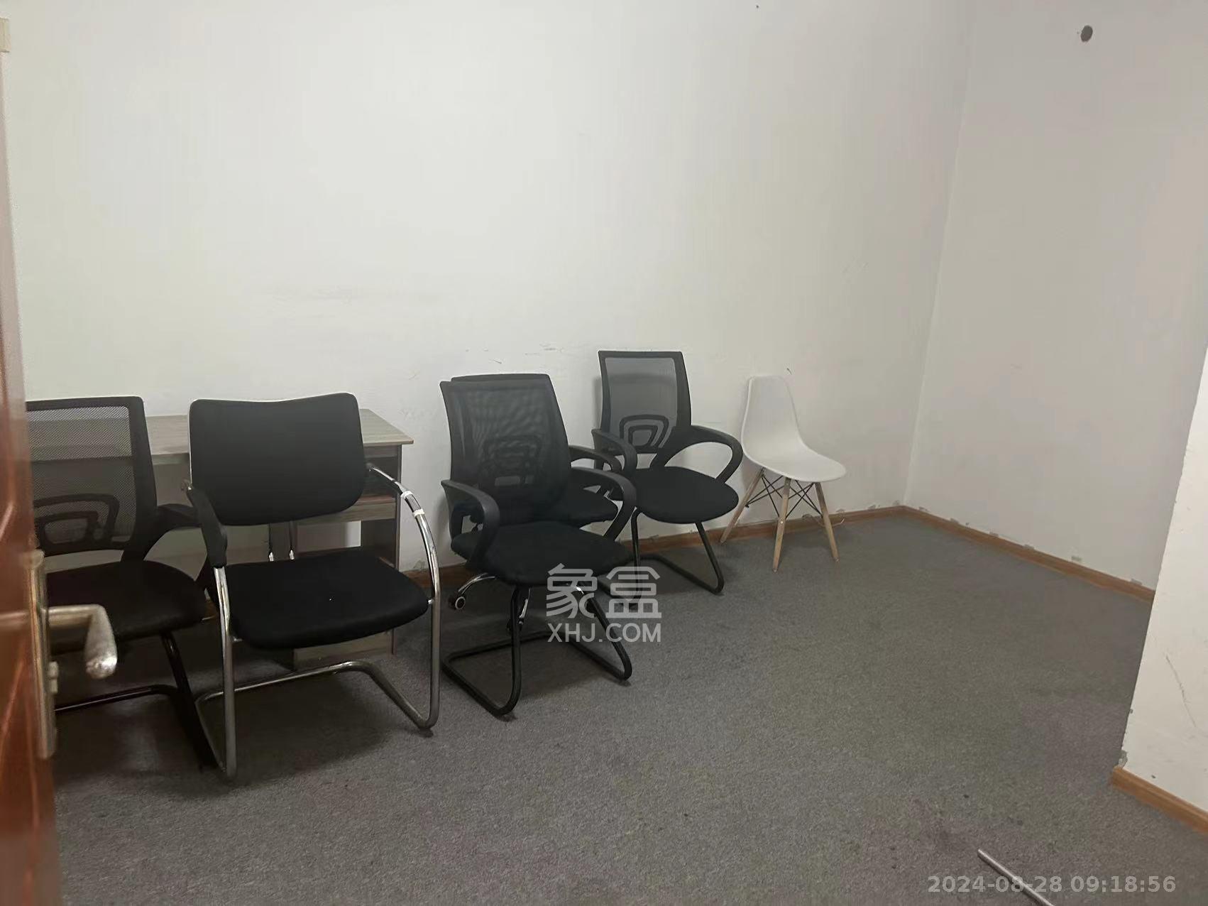 万象新天   121.53㎡      3000.0元/月室内图