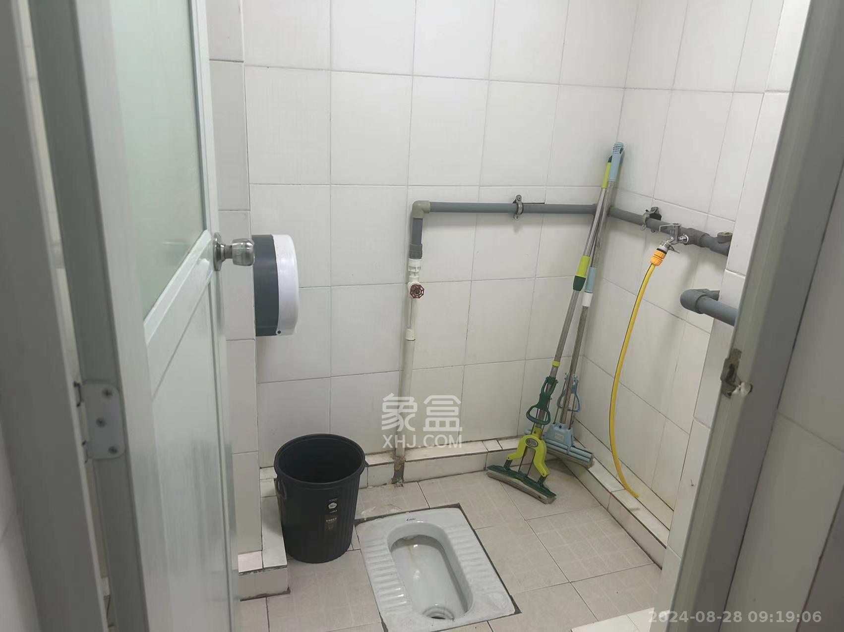 万象新天   121.53㎡      3000.0元/月室内图