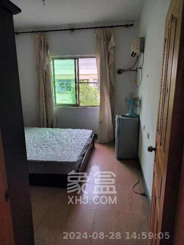 中南汽车世界  2室1厅1卫   998.00元/月室内图