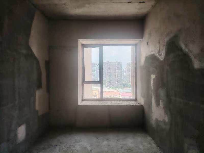 悦江山  4室2厅0卫   75.00万室内图1