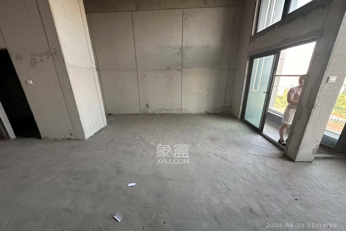 万科金色麦田  1室0厅0卫   2000.00元/月室内图