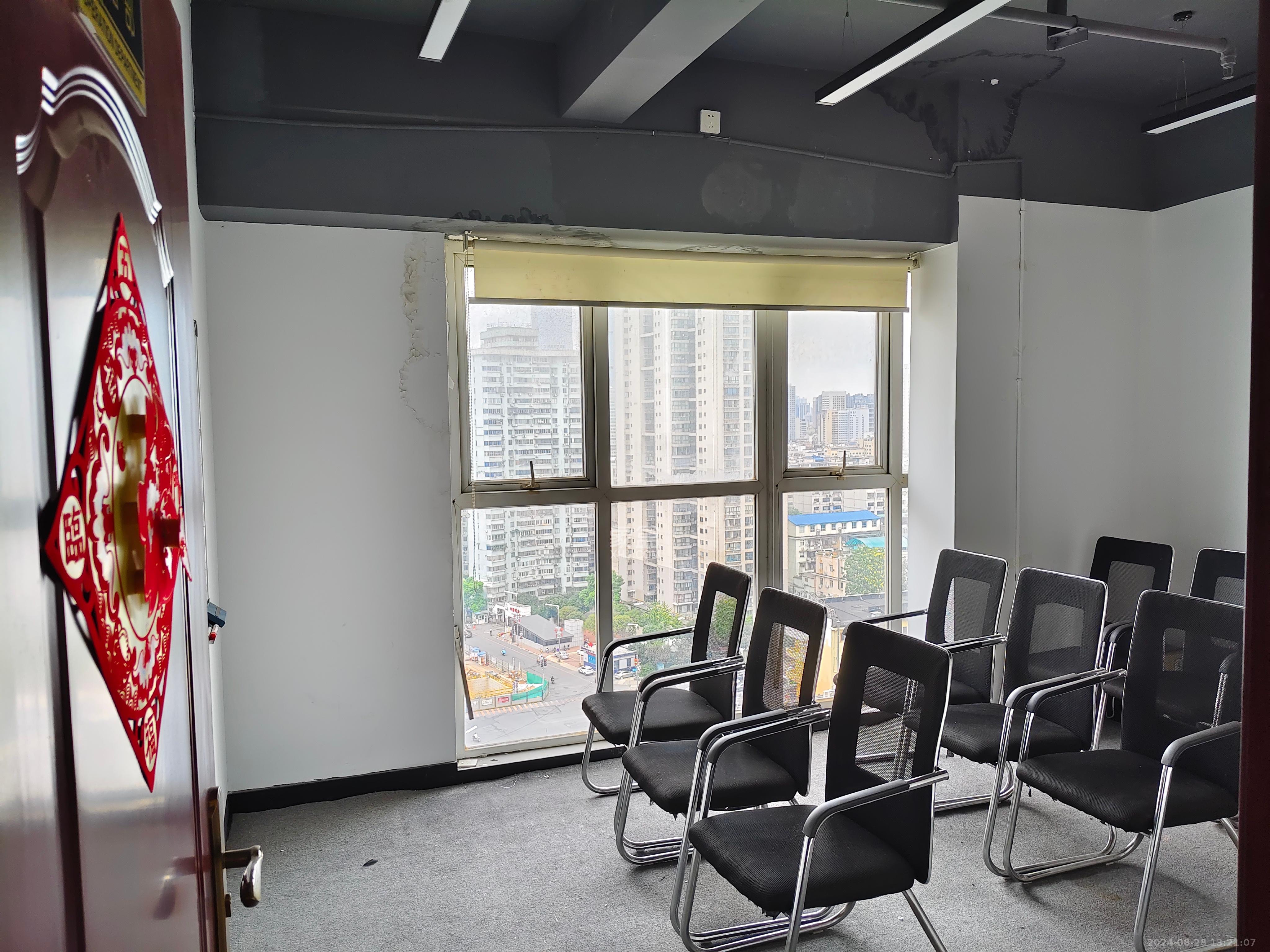 汇富中心   167.01㎡      7500.0元/月室内图