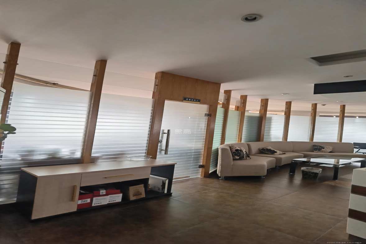 雨花大厦（云海大厦）  1室1厅1卫    8000.0元/月室内图