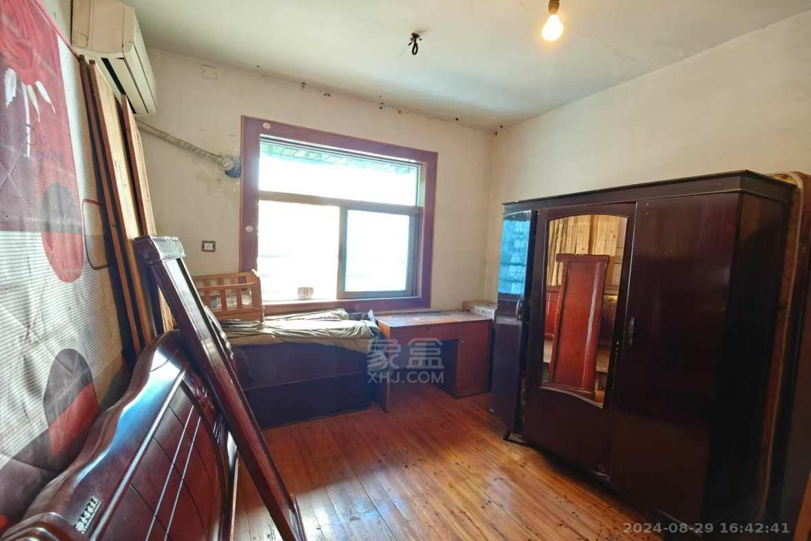 花园一村  3室2厅2卫   1200.00元/月室内图