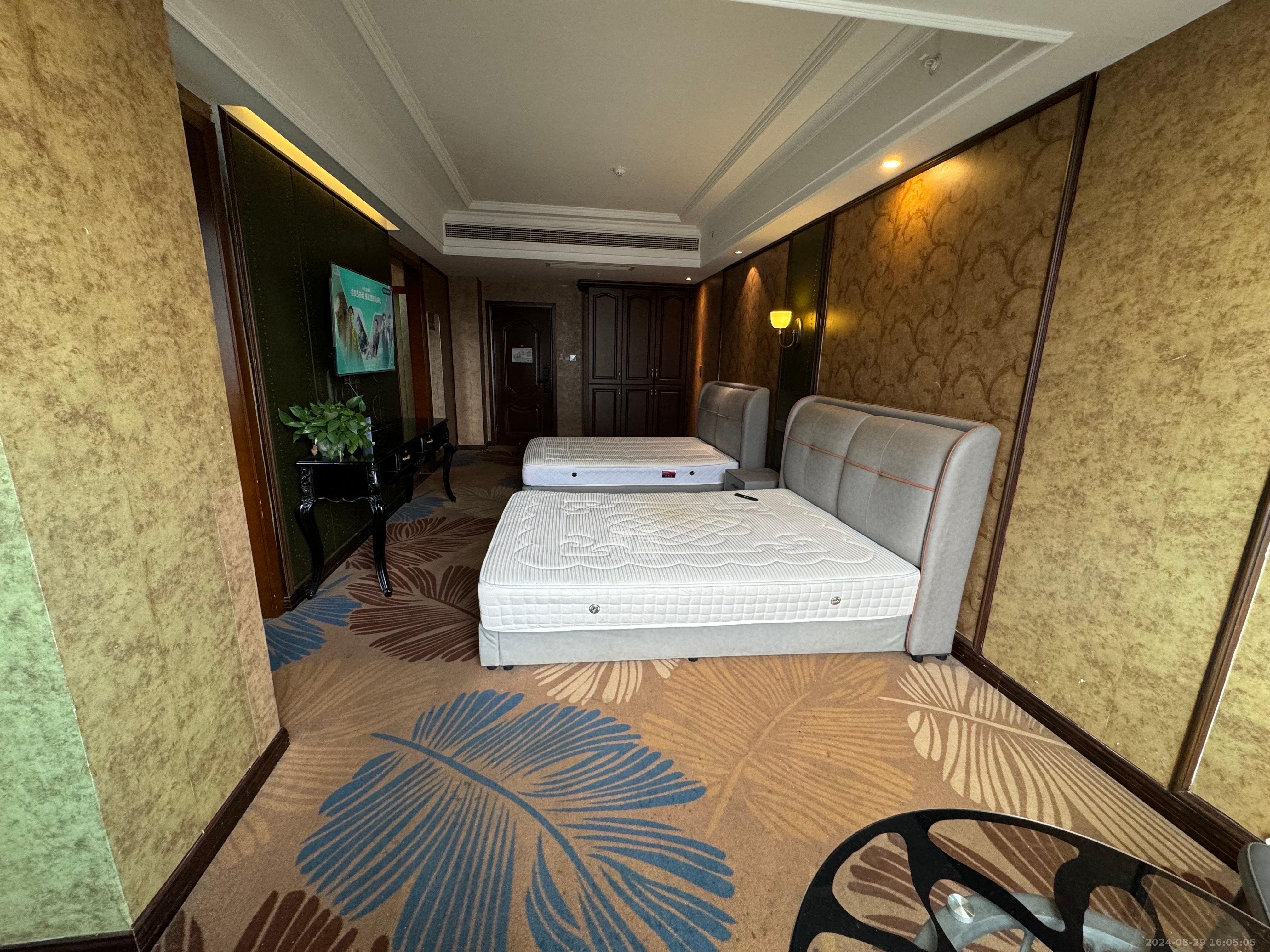 星宇V立方（旭和大厦）  1室0厅1卫   1600.00元/月