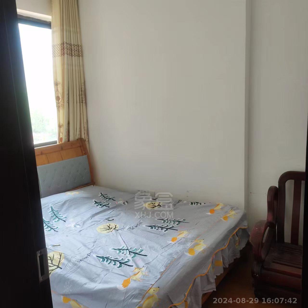 旺城天悦领秀香江  3室2厅1卫    1600.0元/月