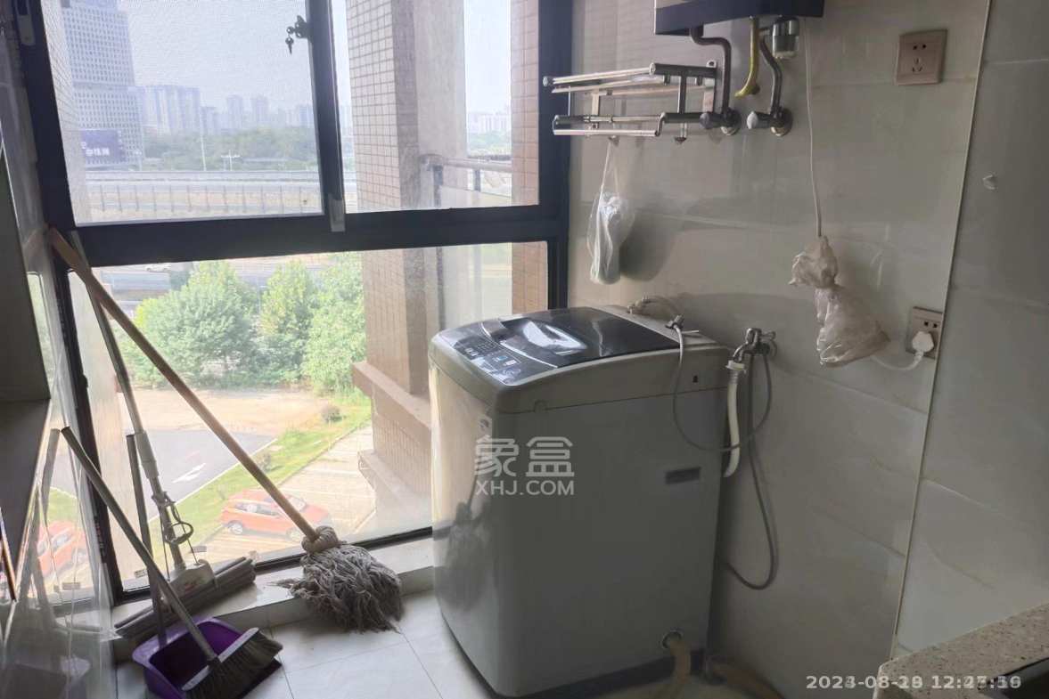 学府华庭  2室1厅1卫   1600.00元/月室内图