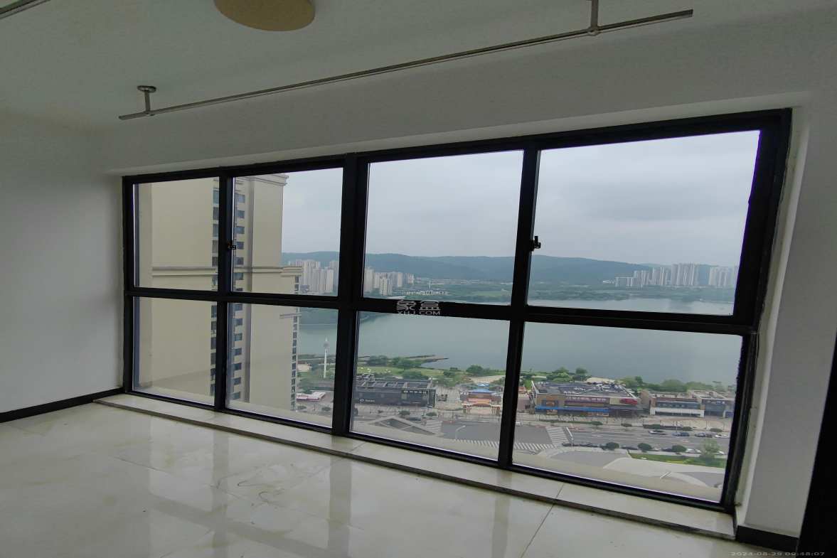 中建梅溪湖中心  3室2厅1卫   3200.00元/月室内图