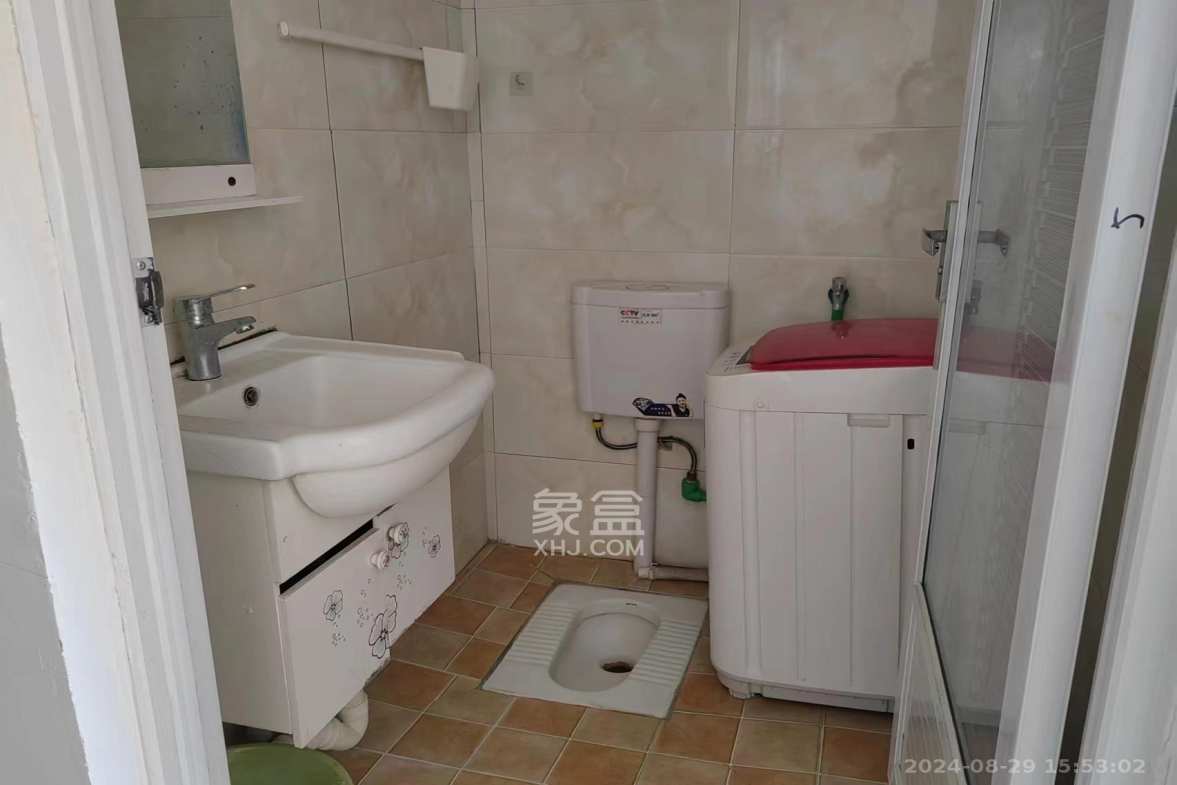 兴旺正佳广场(金石雅苑) 1室1厅1卫 950.0元/月 兴旺正佳广场(金石雅苑) 1室1厅1卫 950.0元/月室内图