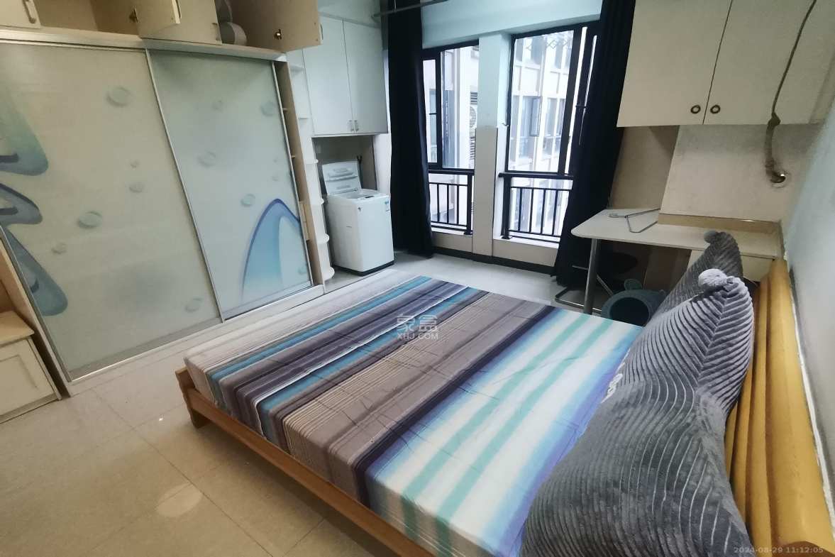 万象凯旋湾  1室1厅1卫   1500.00元/月室内图