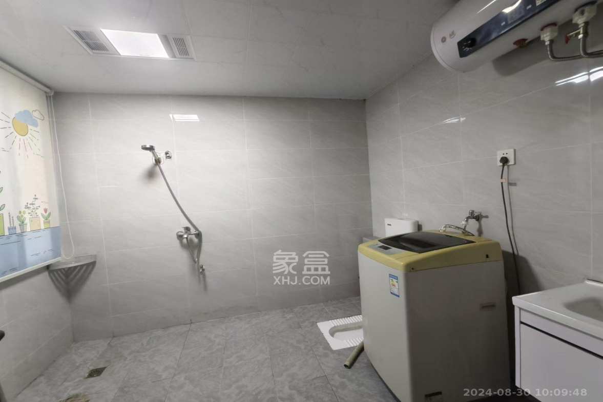 中新森林海  3室1厅3卫   1700.00元/月室内图
