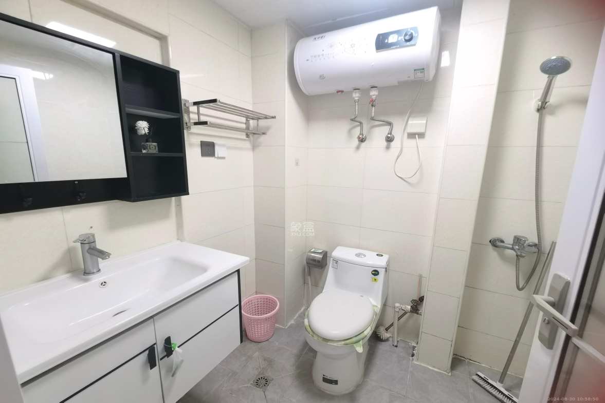 兰卡威国际  1室1厅1卫   1700.00元/月室内图
