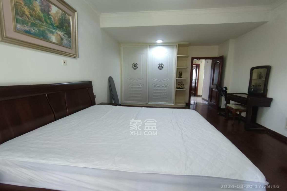 万科魅力之城  3室2厅1卫   2500.00元/月室内图