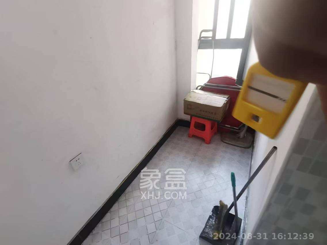 香樟兰亭（朗峰苑）  2室2厅1卫    1700.0元/月室内图