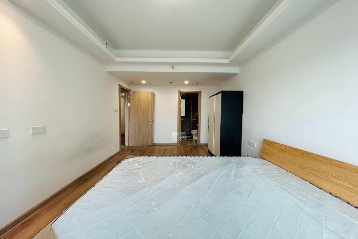 南山梅溪一方  3室2厅2卫   3100.00元/月室内图