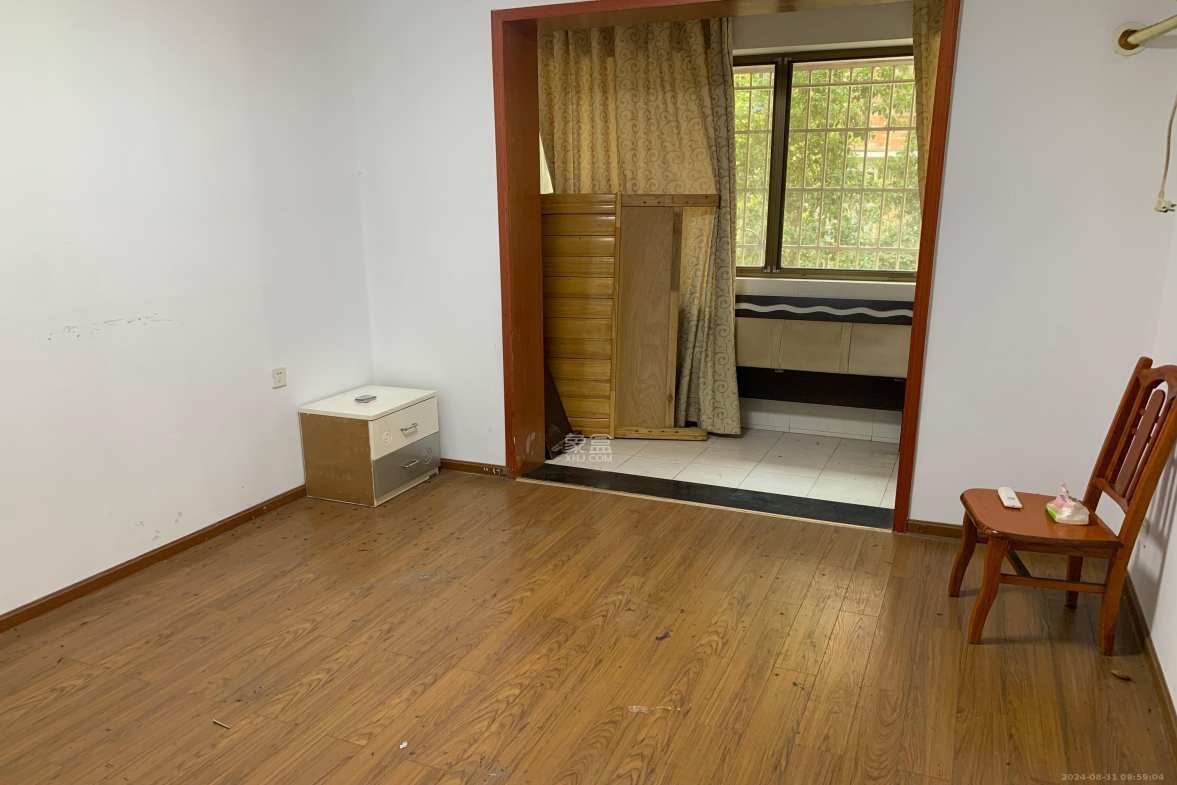 金峰小区北院（七里营社区）  3室2厅1卫   2300.00元/月室内图