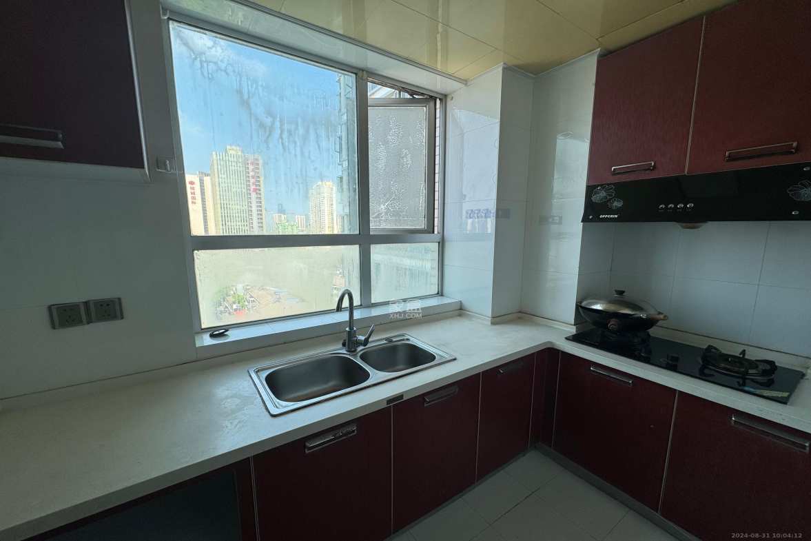 左岸右岸 3室2厅1卫 2700.0元/月 左岸右岸 3室2厅1卫 2700.0元/月室内图