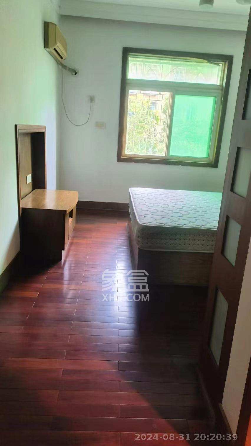 外运宿舍  3室2厅2卫   1600.00元/月室内图