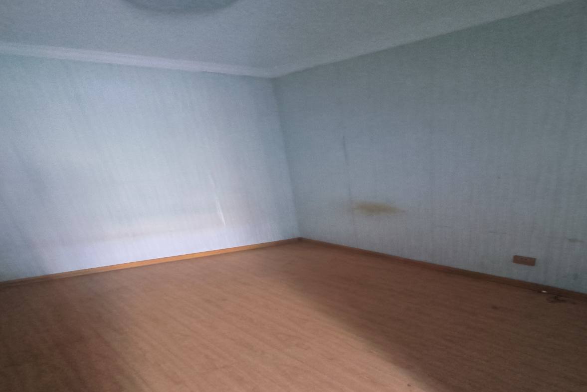 立方大厦  3室2厅1卫   1500.00元/月室内图