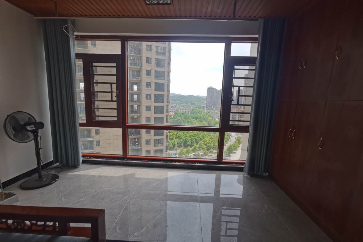 五江碧桂园城市广场  3室2厅2卫    2880.0元/月室内图