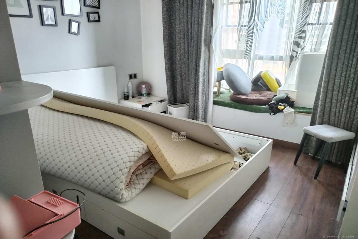 澳海澜庭 3室2厅2卫 1800.0元/月 澳海澜庭 3室2厅2卫 1800.0元/月室内图