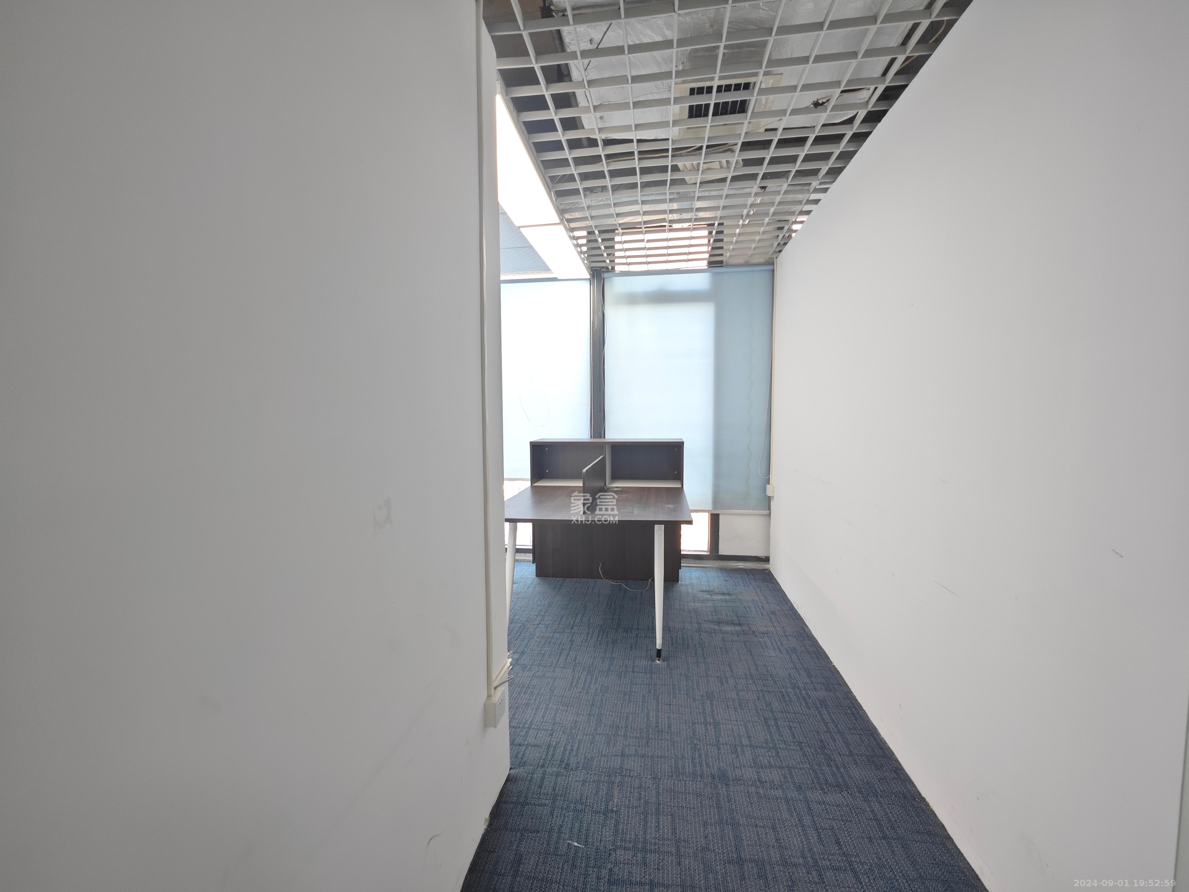 万达广场   148.0㎡      8000.0元/月室内图