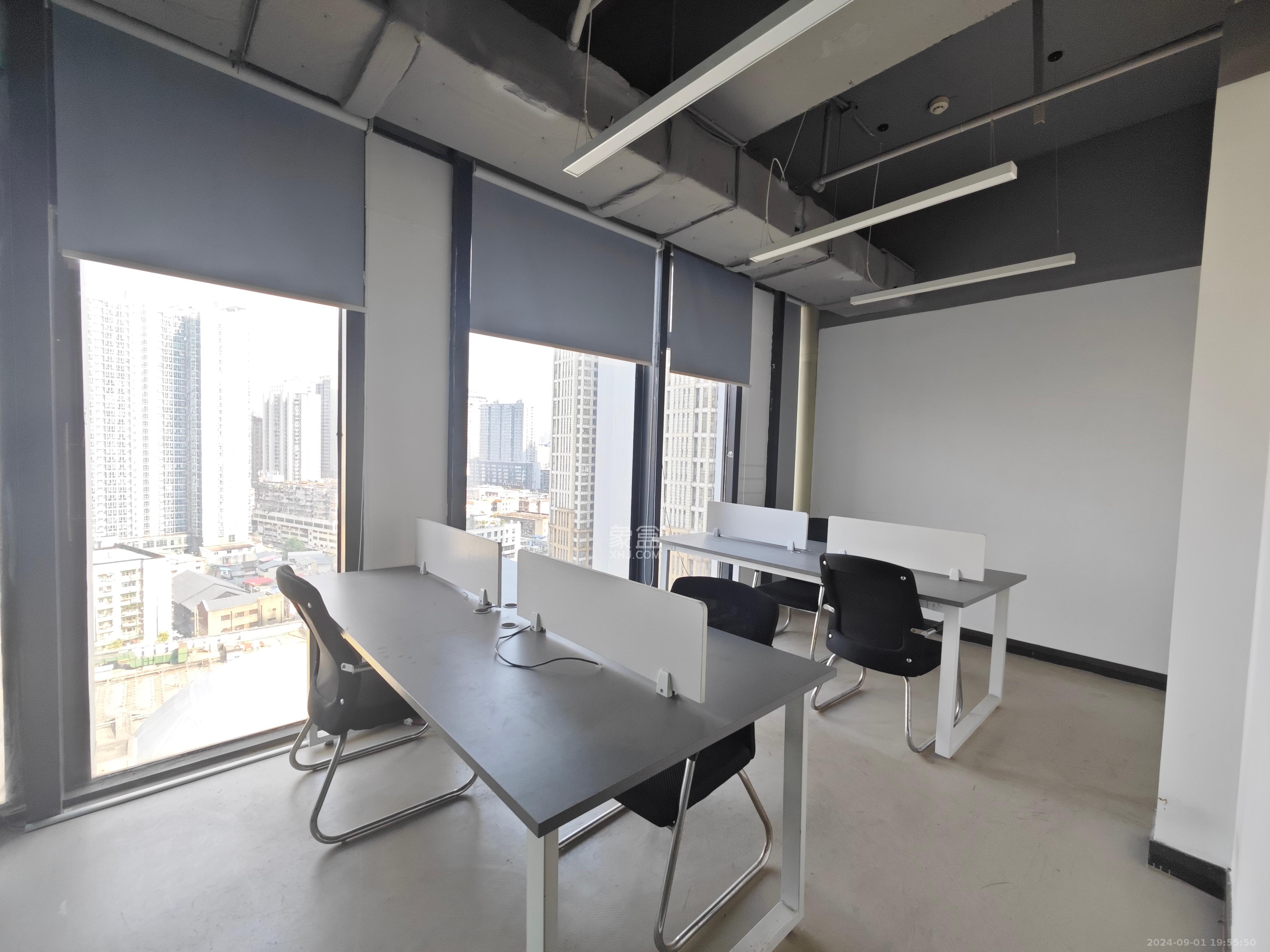 万达广场   158.57㎡      9000.0元/月室内图