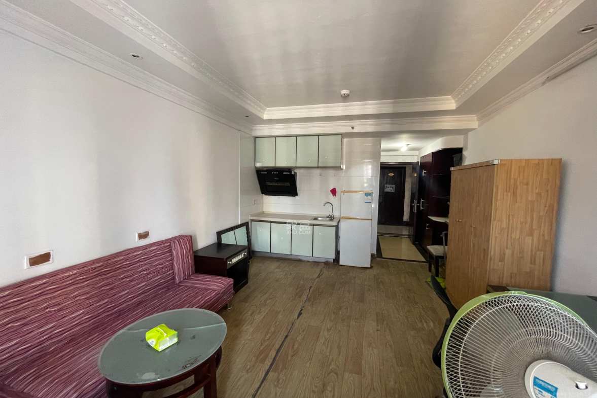 新天地(温馨家园)新长江宾馆  1室1厅1卫    1300.0元/月 新天地(温馨家园)新长江宾馆  1室1厅1卫    1300.0元/月室内图