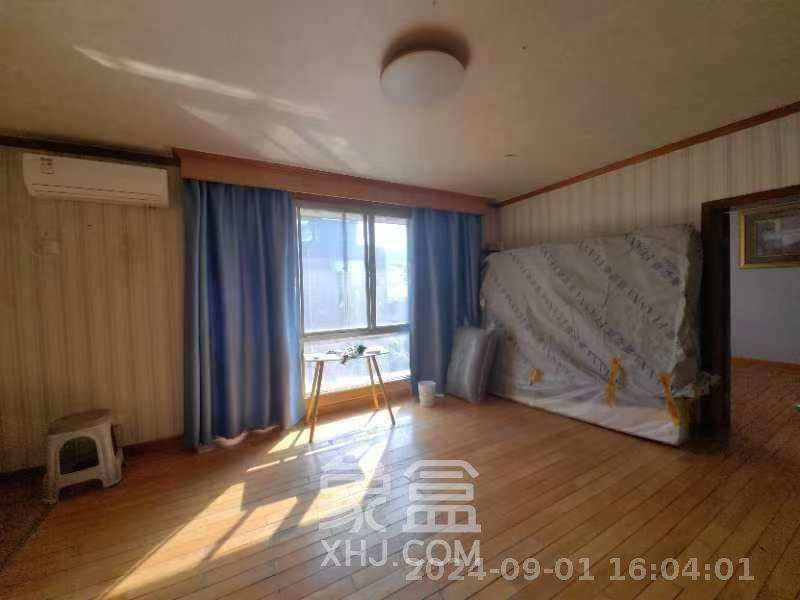 岳麓山庄  4室2厅3卫    5800.0元/月 岳麓山庄  4室2厅3卫    5800.0元/月室内图