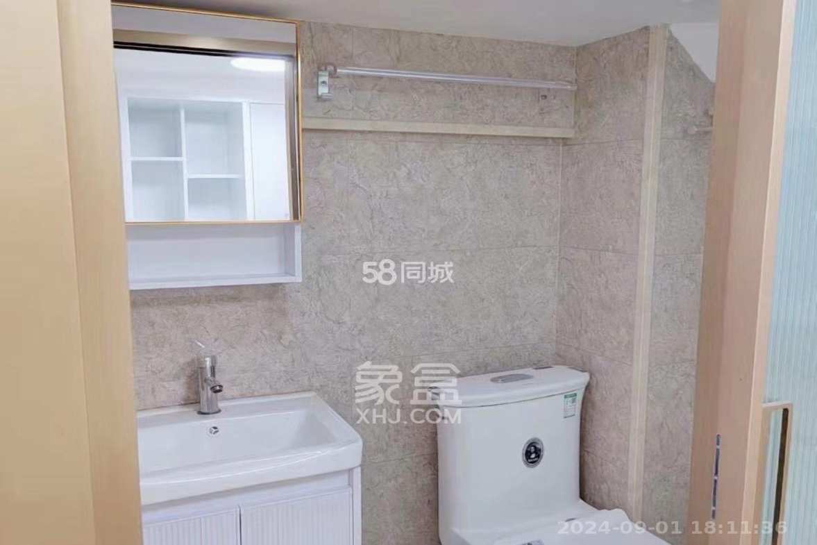 弘坤云寓  2室0厅0卫   2500.00元/月室内图