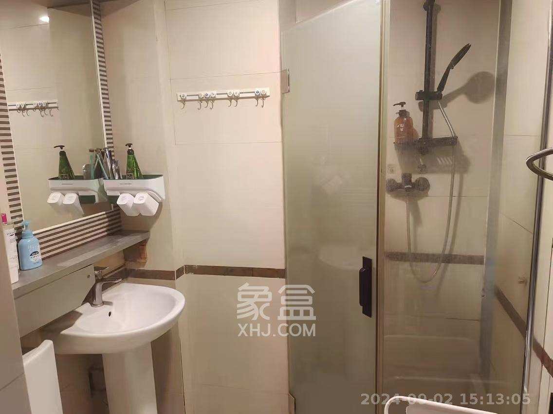 新青年公寓 1室1厅1卫 2200.0元/月 新青年公寓 1室1厅1卫 2200.0元/月室内图