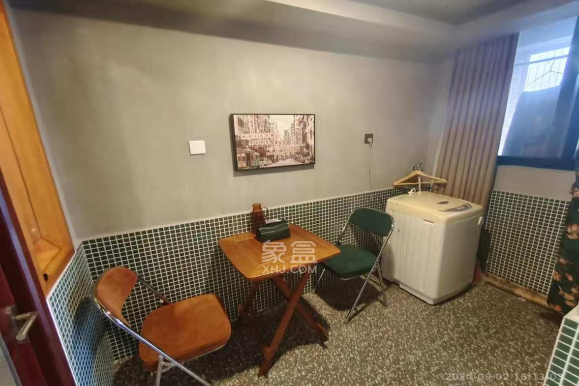 新青年公寓 1室1厅1卫 2200.0元/月 新青年公寓 1室1厅1卫 2200.0元/月室内图