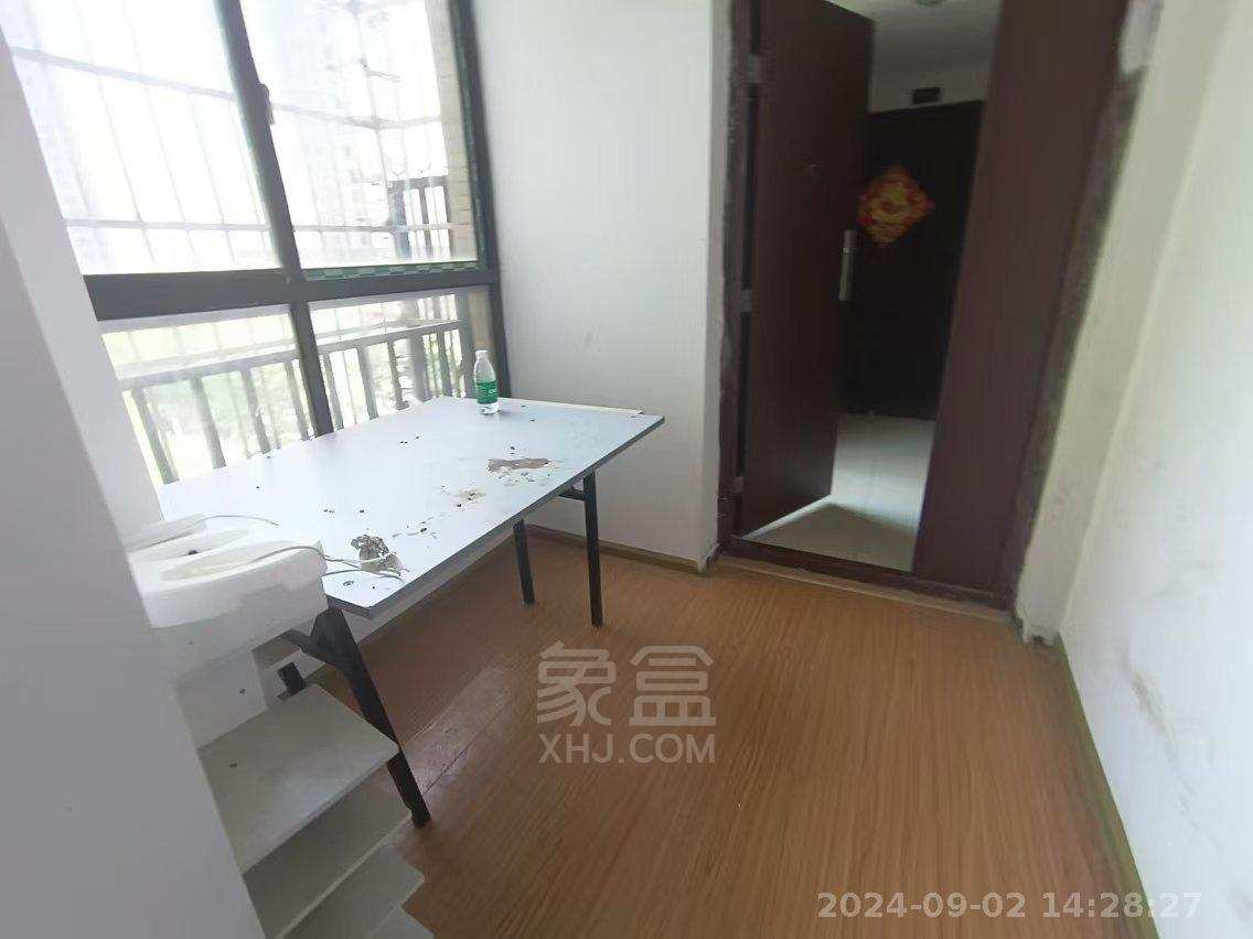 中建御山和苑  1室0厅0卫   1600.00元/月室内图
