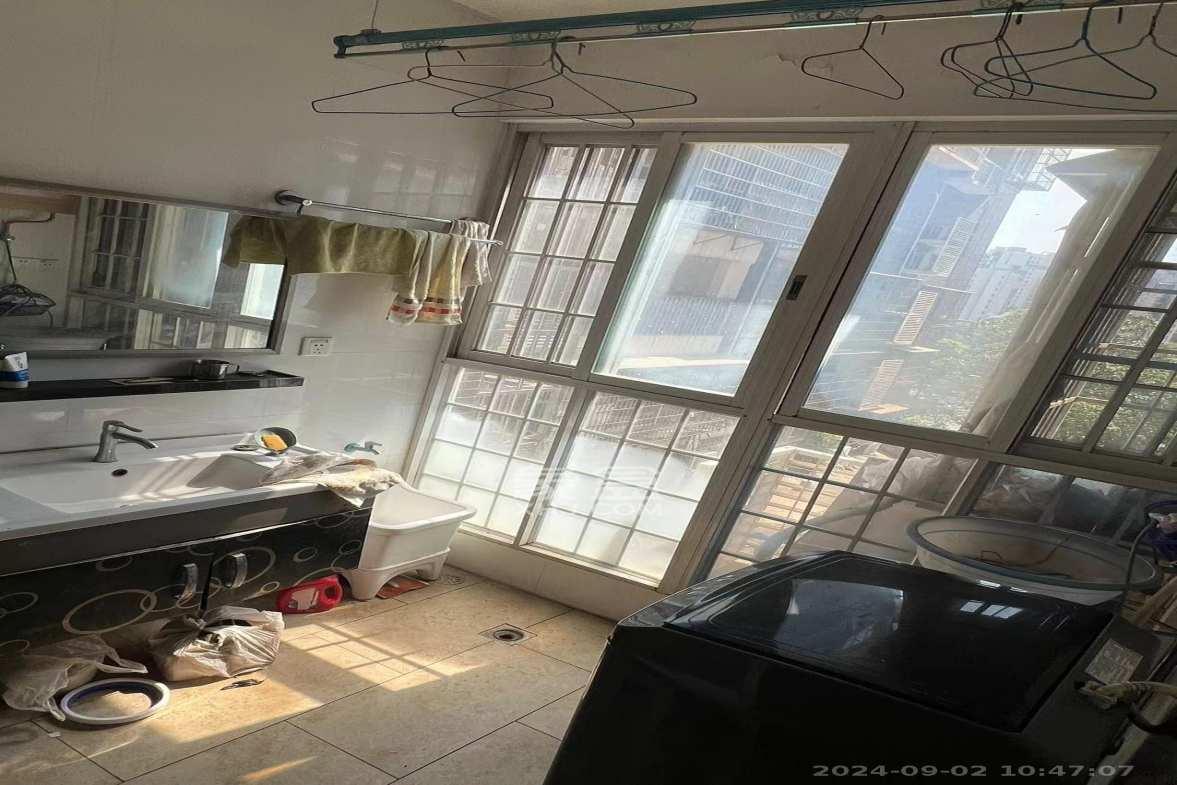 森林公园壹号(森林雅苑) 3室2厅1卫 2200.0元/月 森林公园壹号(森林雅苑) 3室2厅1卫 2200.0元/月室内图