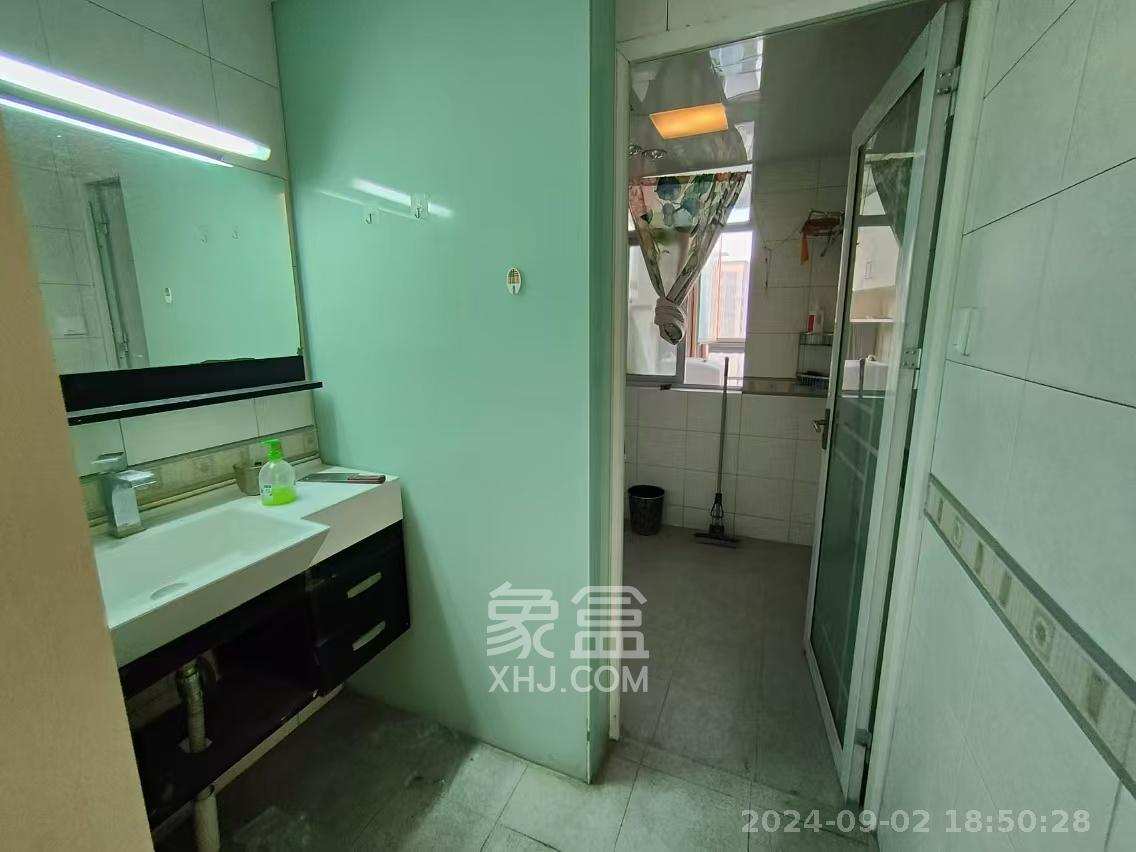华铁佳苑  4室2厅1卫   3000.00元/月室内图