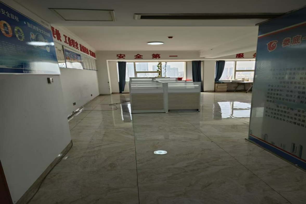 财智公馆大厦(瑞士国际酒店) 1室1厅1卫 20.0万 财智公馆大厦(瑞士国际酒店) 1室1厅1卫 20.0万室内图