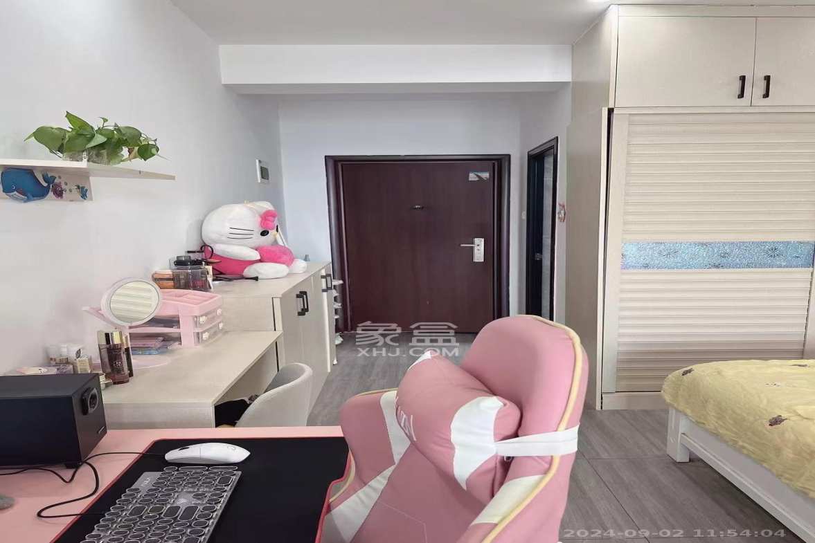 云集国际  1室1厅1卫   1600.00元/月室内图1