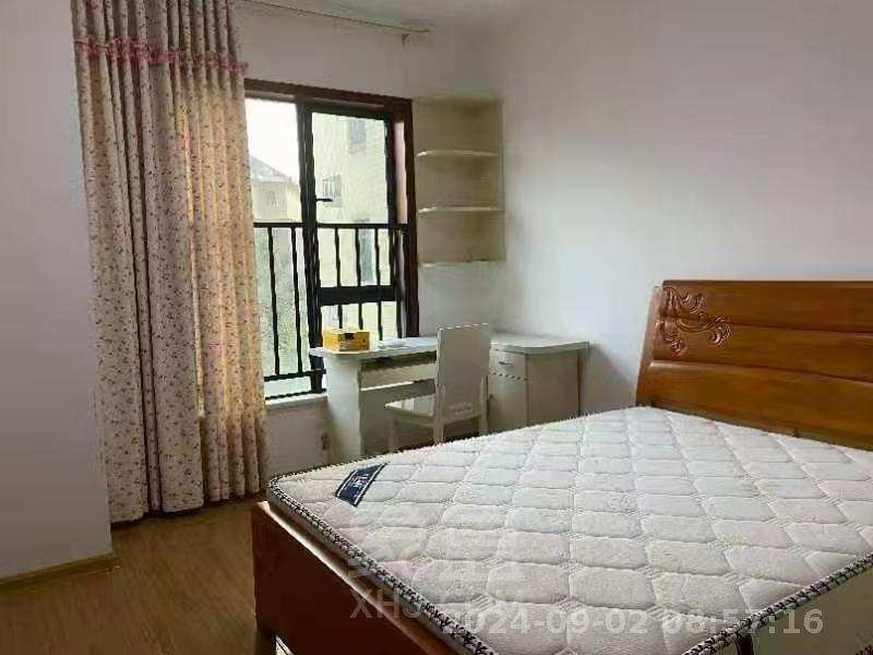 三一歌雅郡  4室2厅2卫   2000.00元/月室内图