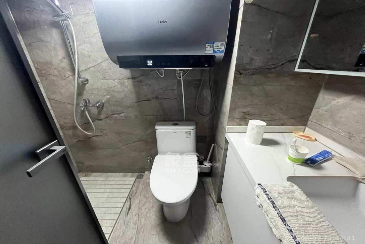 龙湖铂金岛 2室1厅1卫 2900.0元/月 龙湖铂金岛 2室1厅1卫 2900.0元/月室内图