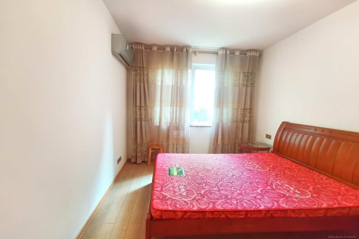 山语城一期 3室2厅2卫 2000.0元/月 山语城一期 3室2厅2卫 2000.0元/月室内图