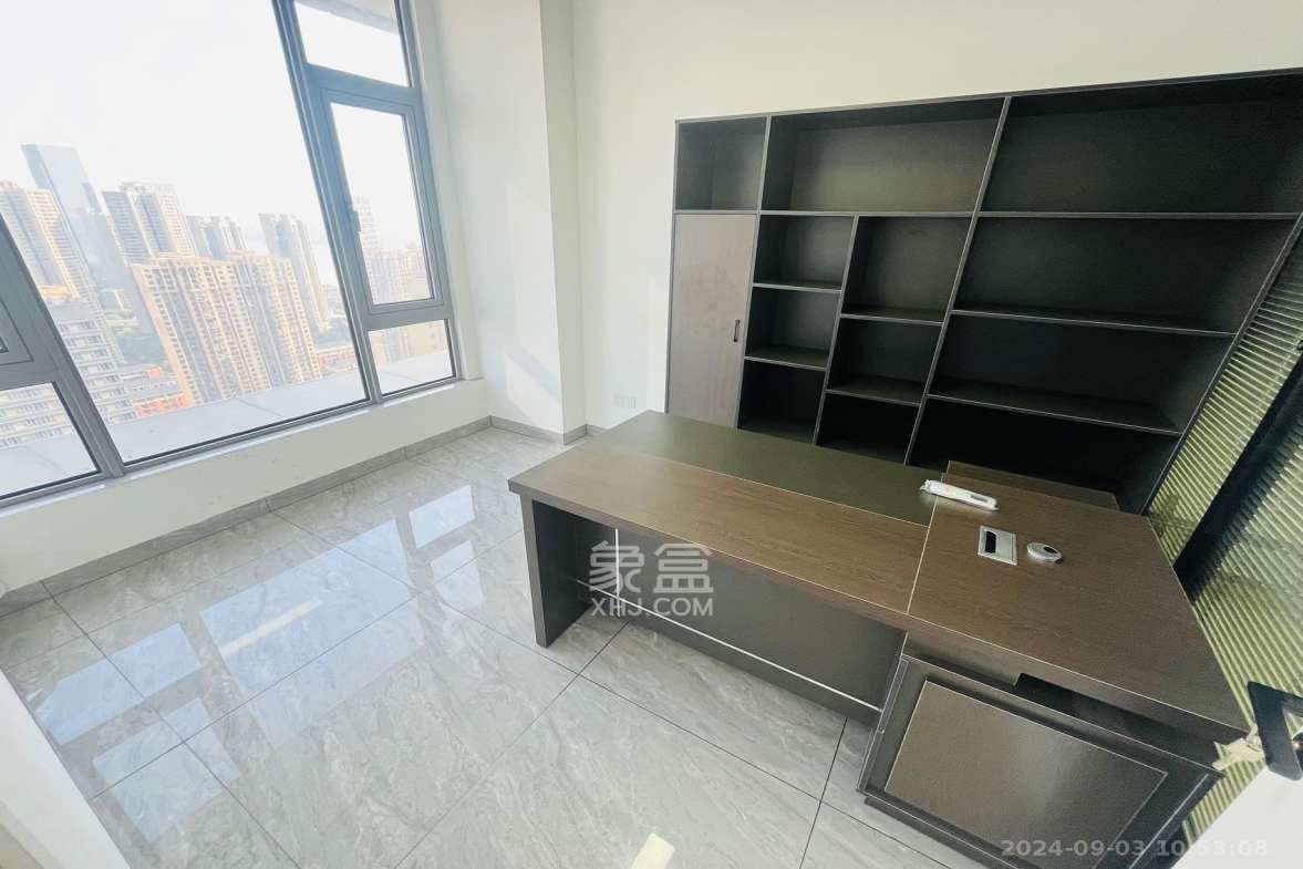 保利天禧EF区  2室1厅1卫   4500.00元/月室内图