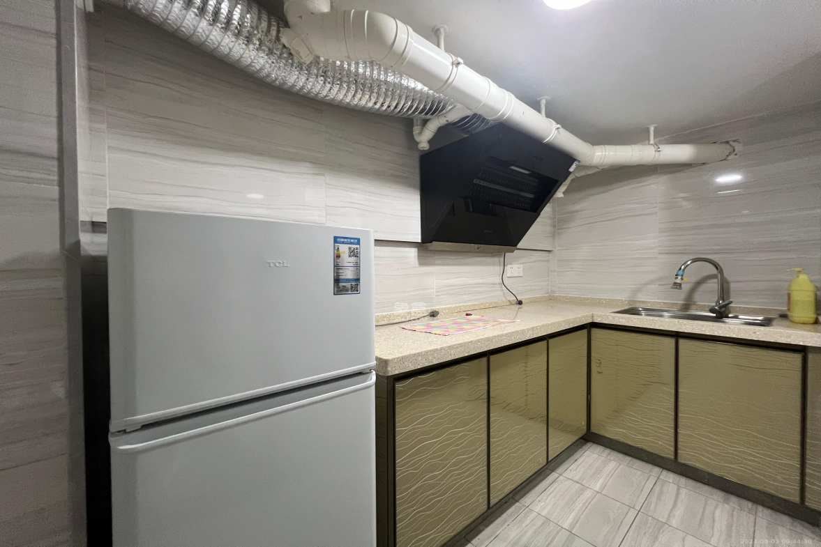 金地铂悦  1室1厅1卫   1800.00元/月室内图1