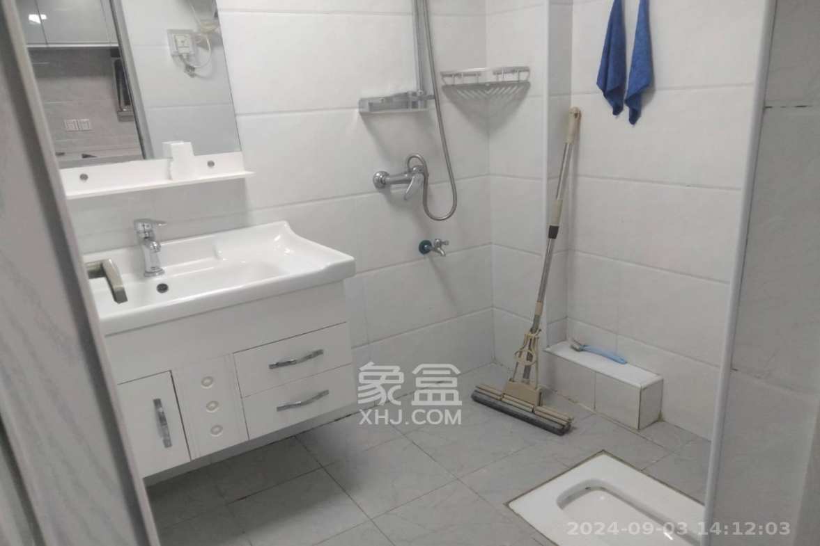 中建芙蓉嘉苑  1室1厅1卫    1600.0元/月室内图